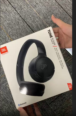 Auriculares inalámbricos supraaurales JBL Tune 525BT para Bluetooth 5.3, bajos profundos, plegables, con micrófono, LED, batería, manos libres, soporte AP